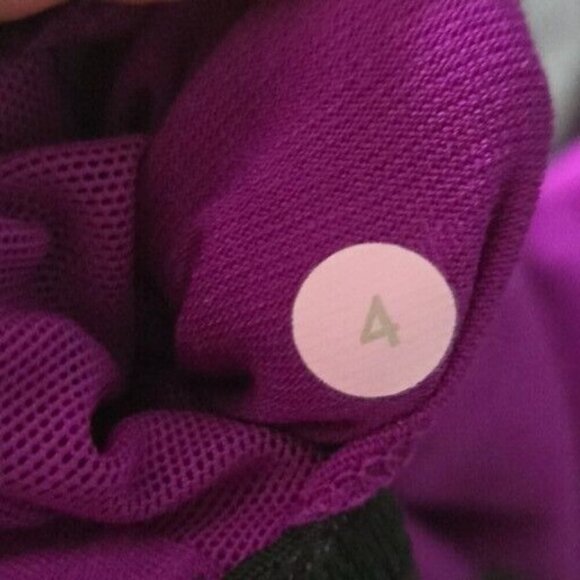 Lululemon Run Back On Track Tank Top Built In Bra Drawstring multicolor size 4 - Picture 5 of 5